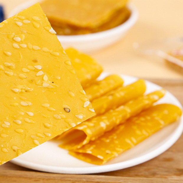 休闲零食芝麻红薯片散装称重地瓜片红薯软片休闲食品小吃整箱批发