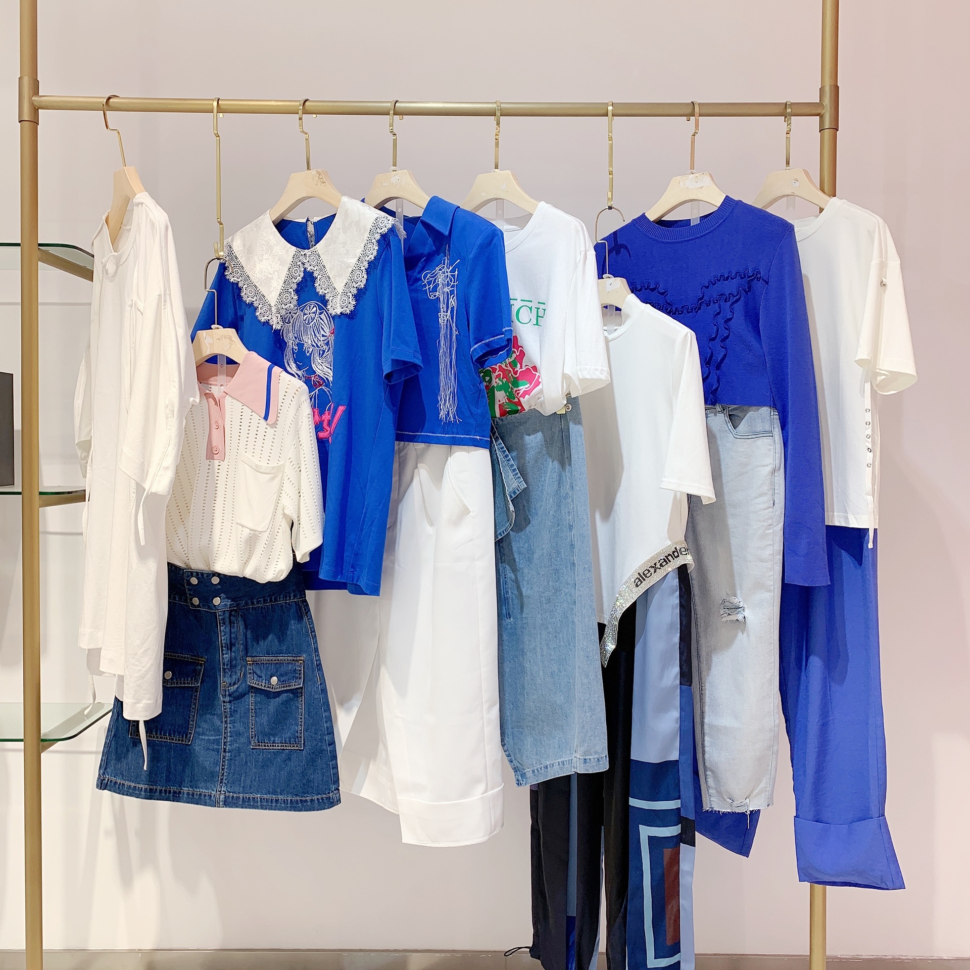 【ve-维伊】22春秋女装深圳南油尾货批发 抖音直播品牌折扣店加盟