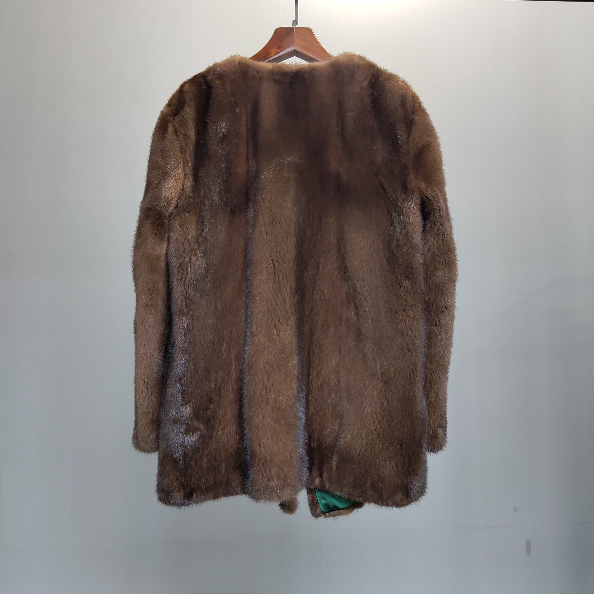 2020进口天鹅绒哥本哈根紫标级水貂咖啡貂本色休闲款皮衣皮草批发