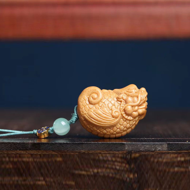 小叶紫檀手工木雕鱼化龙手把件绿檀木龙鱼盘玩摆件红木工艺品随身