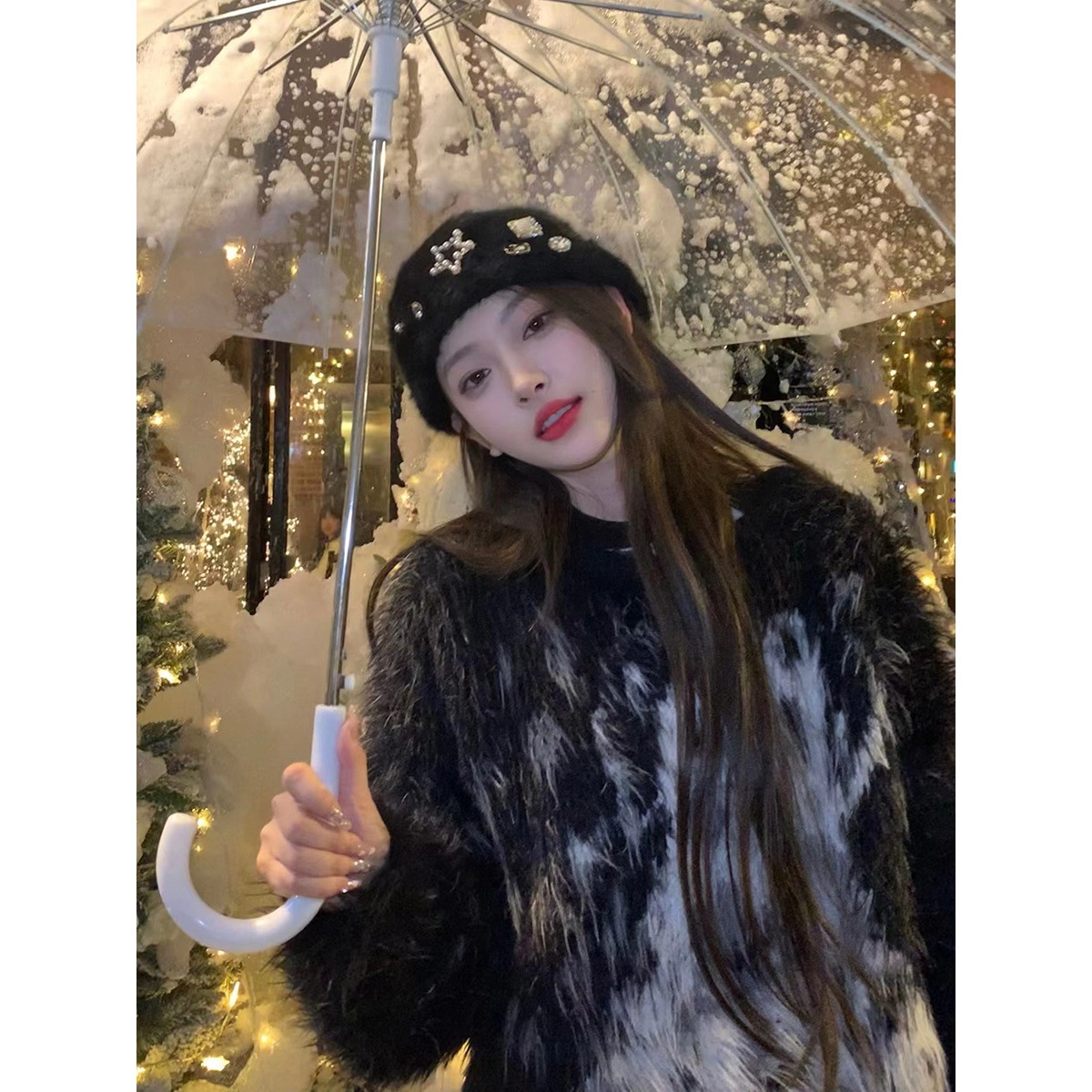 Korean Style Handmade Rhinestone Plush Beret Women Autumn and Winter Warm All-Matching Beret Black Fashion Painter Cap