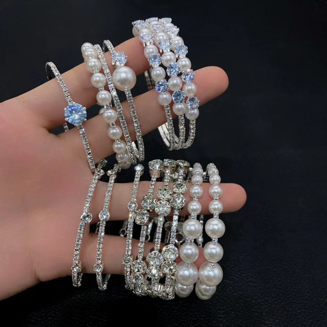 欧美时尚气质珍珠水钻多层缠绕手镯女轻奢复古小众感