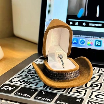 小红书同款胡迪帽子戒指盒复古趣味礼帽西部牛仔帽子戒指盒首饰盒