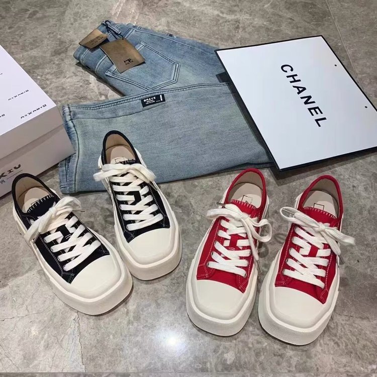 【优诗莱】明星同款方头厚底帆布鞋女2024年春季新款休闲百搭单鞋