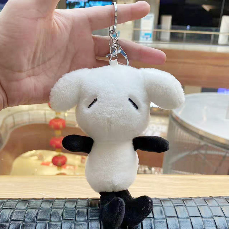 易烊千玺同款小羊公仔可爱娃娃钥匙扣小挂件创意新年礼物毛绒玩具