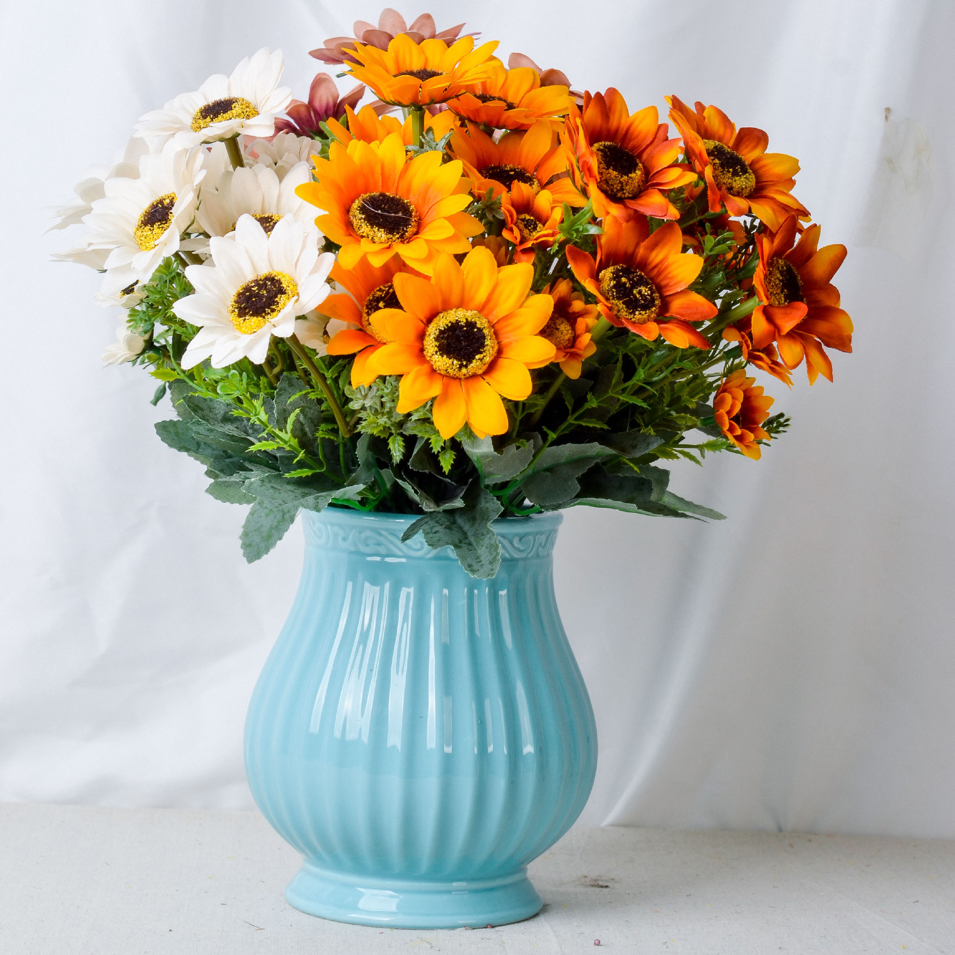 跨境亚马逊速卖通太阳花束人造植物雏菊花软装家居实体店专柜装饰