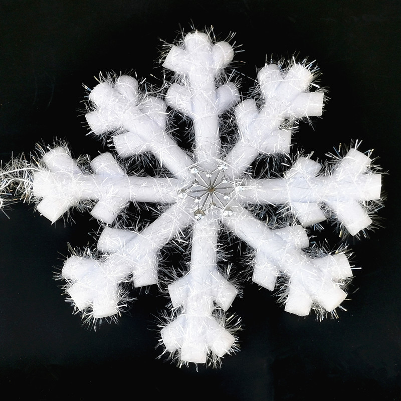 圣诞雪花装饰 儿童表演舞蹈舞台雪花道具 平面仿真雪花片泡沫挂饰