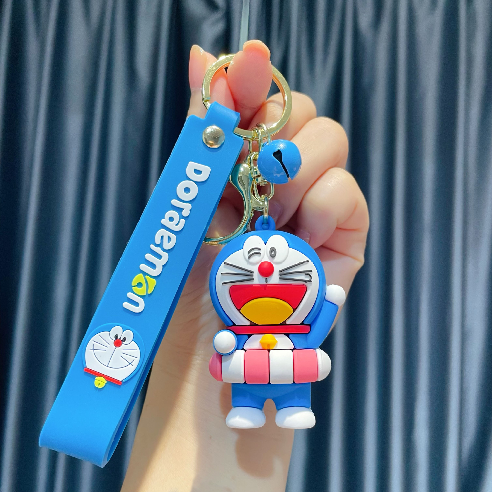 Looking Forward to New Cute Cartoon Keychain Doraemon Trendy Exquisite Creative Personality Doll Car Small Pendant