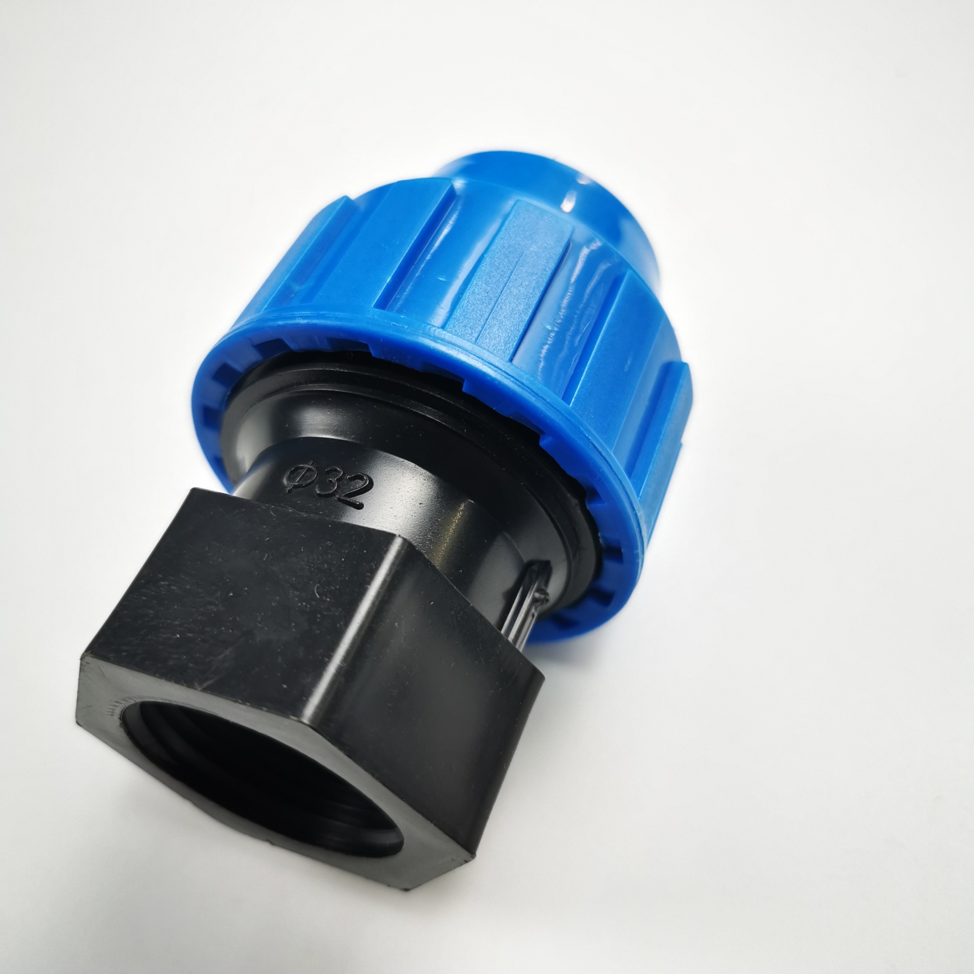 pe快连接管件 pe快速弯头 大田灌溉pe管连接内丝弯头