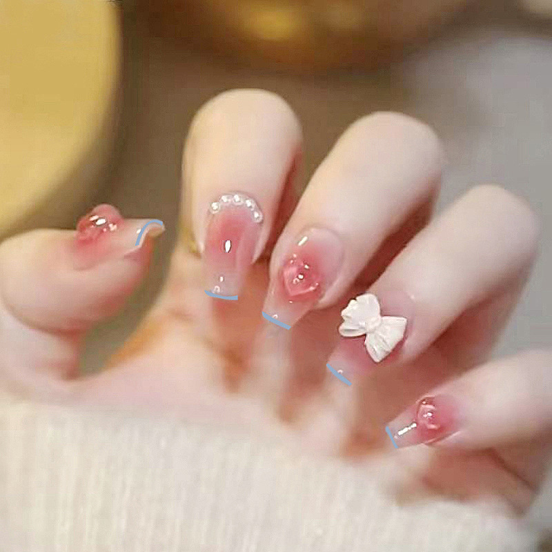 假指甲成品中长款显白腮红冰透粉桃心美甲穿戴甲可拆卸贴片y31