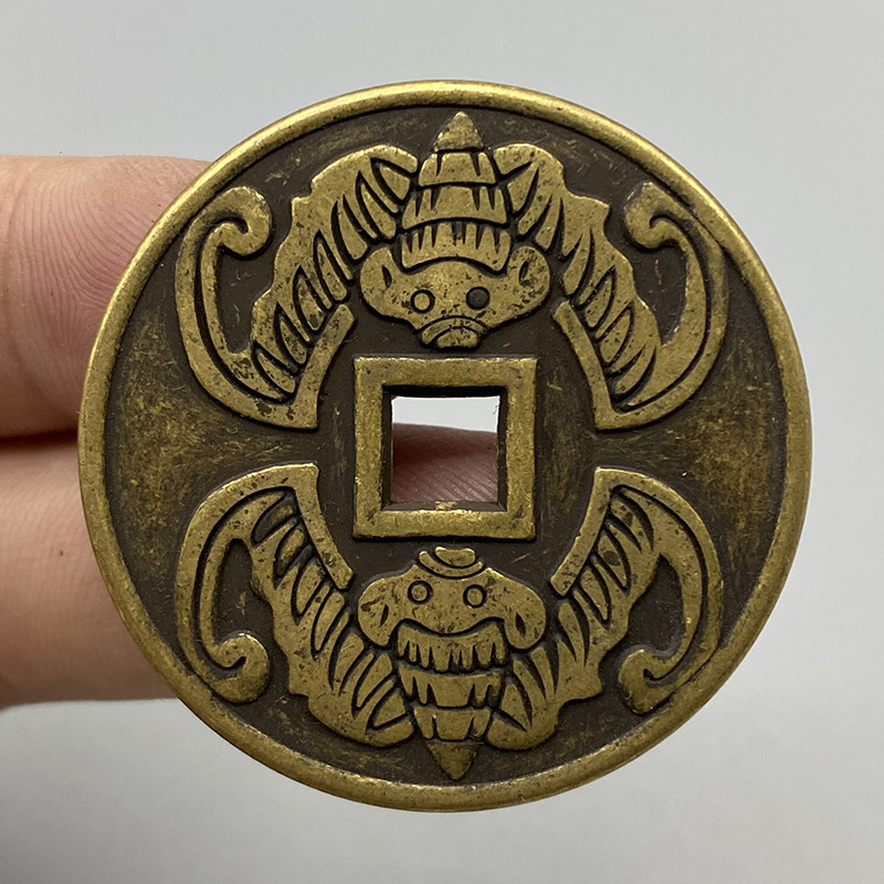 铜钱古币收藏花钱厌胜钱 蝙蝠花钱福在眼前风水挂件 方孔铜币吊坠