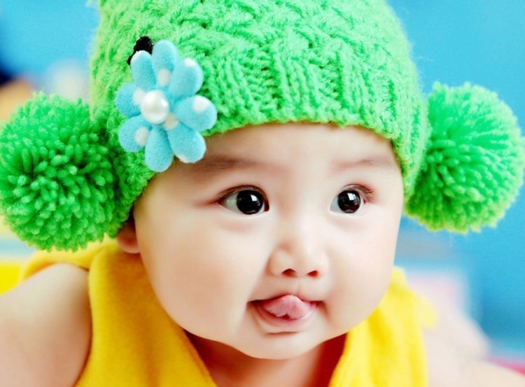 可爱男宝宝图片墙贴画大眼萌娃娃海报怀孕胎教画婴儿画报孕备