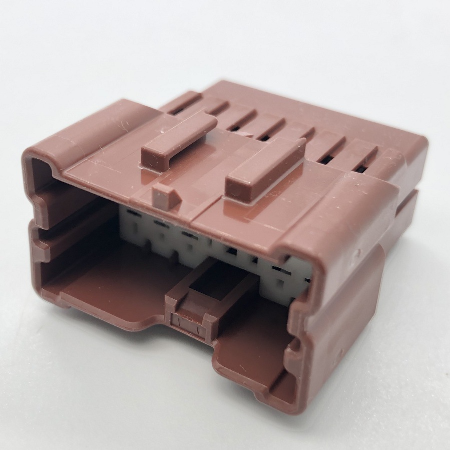 住友汽车线束连接器