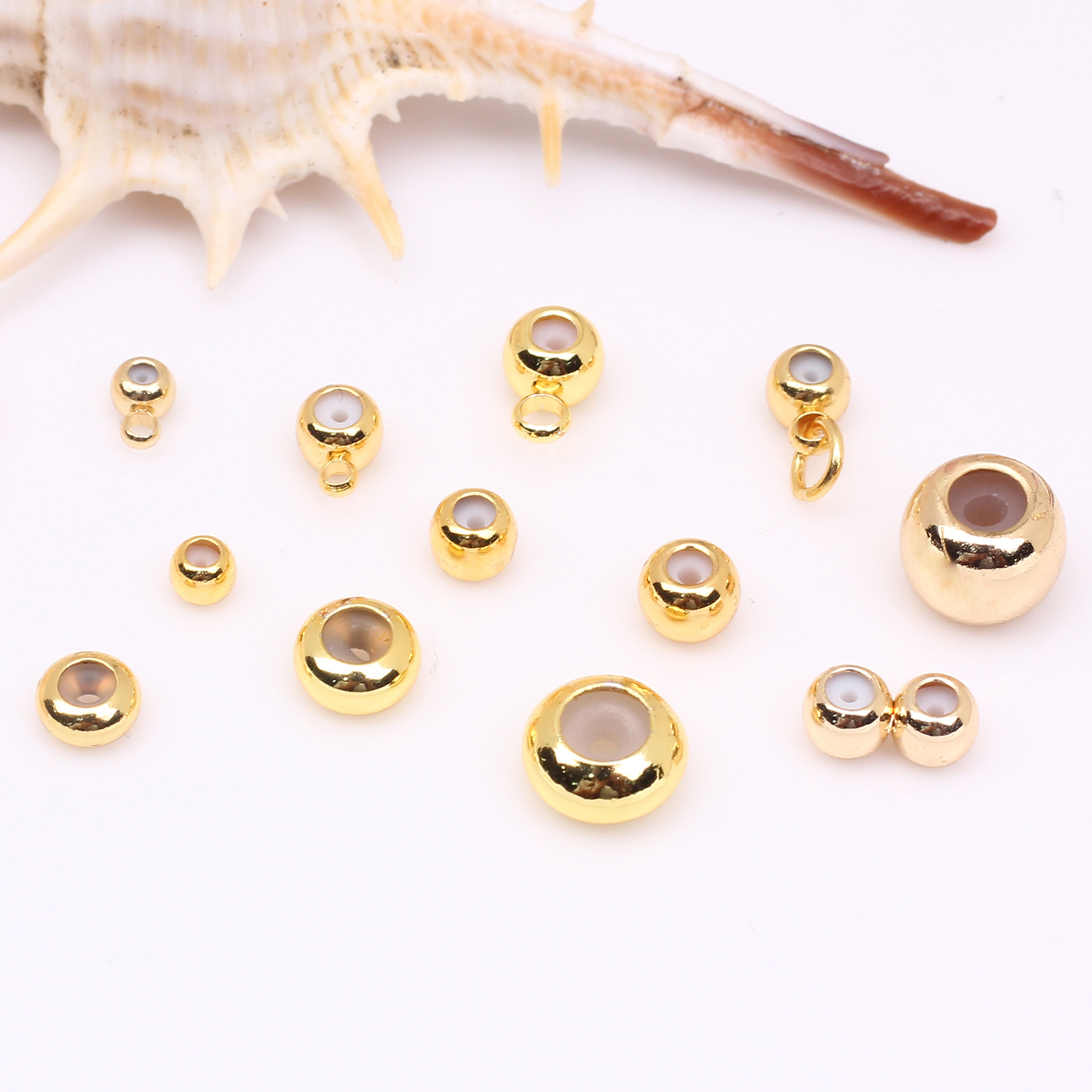 14K Gold-Plated Color Retention round Beads Flat Silicone Ball Plunger Welding Ring Copper Bead DIY Necklace Bracelet Spacer Beads Material