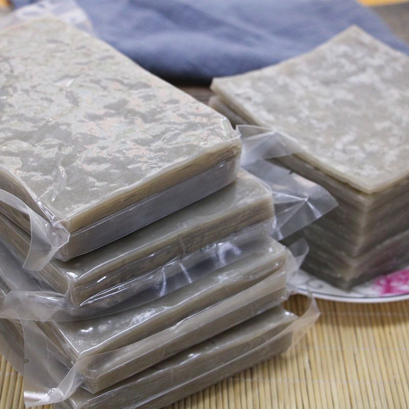 苕皮整箱半成品重庆酉阳秀山特产农家新鲜粉皮块红苕粉皮皮包邮厂