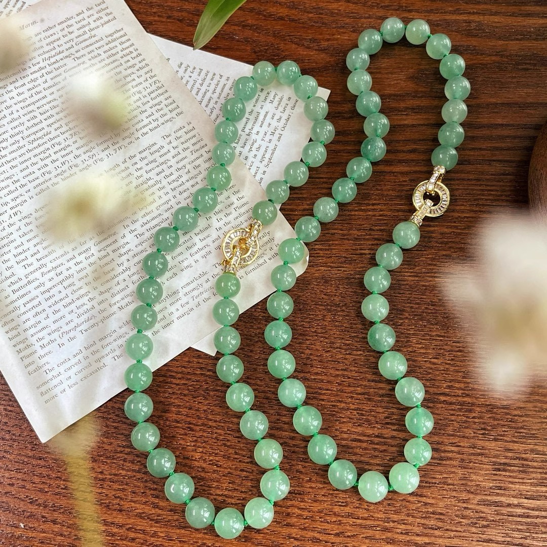 新款上市10mm天然东陵玉项链颗颗打结小众时尚 简约大气 复古果绿