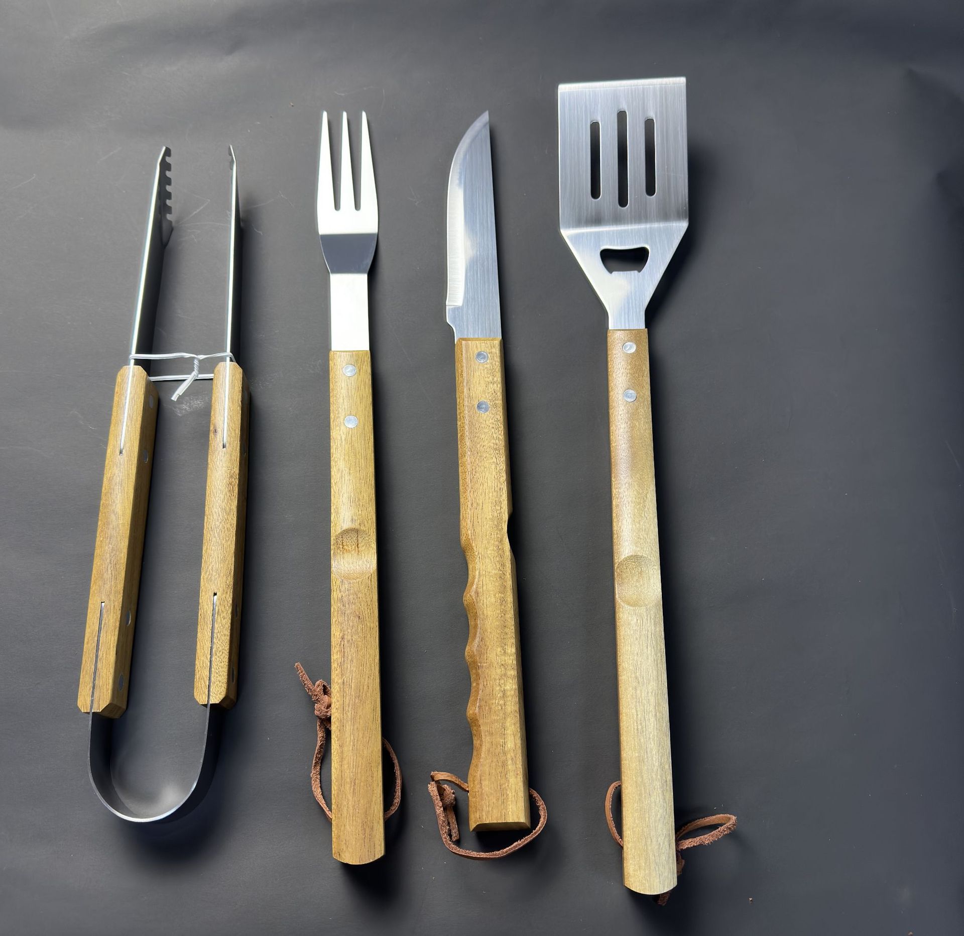 [Manufacturer] Stainless Steel Bbq Outdoor Camping Household Barbecue Set with Wooden Handle Fork Clip Knife Barbecue Combination Tool