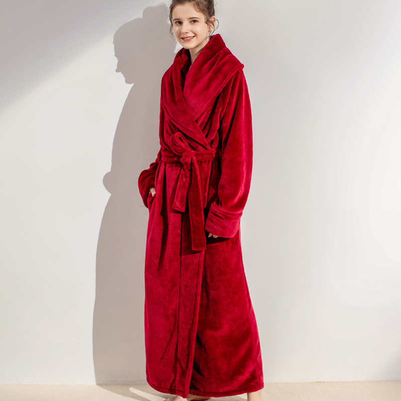 Lengthen and Thicken Autumn and Winter Flannel Warm Women's Large Lapel Nightgown Nordic Coral Fleece Loungewear Gown Couple Bathrobe