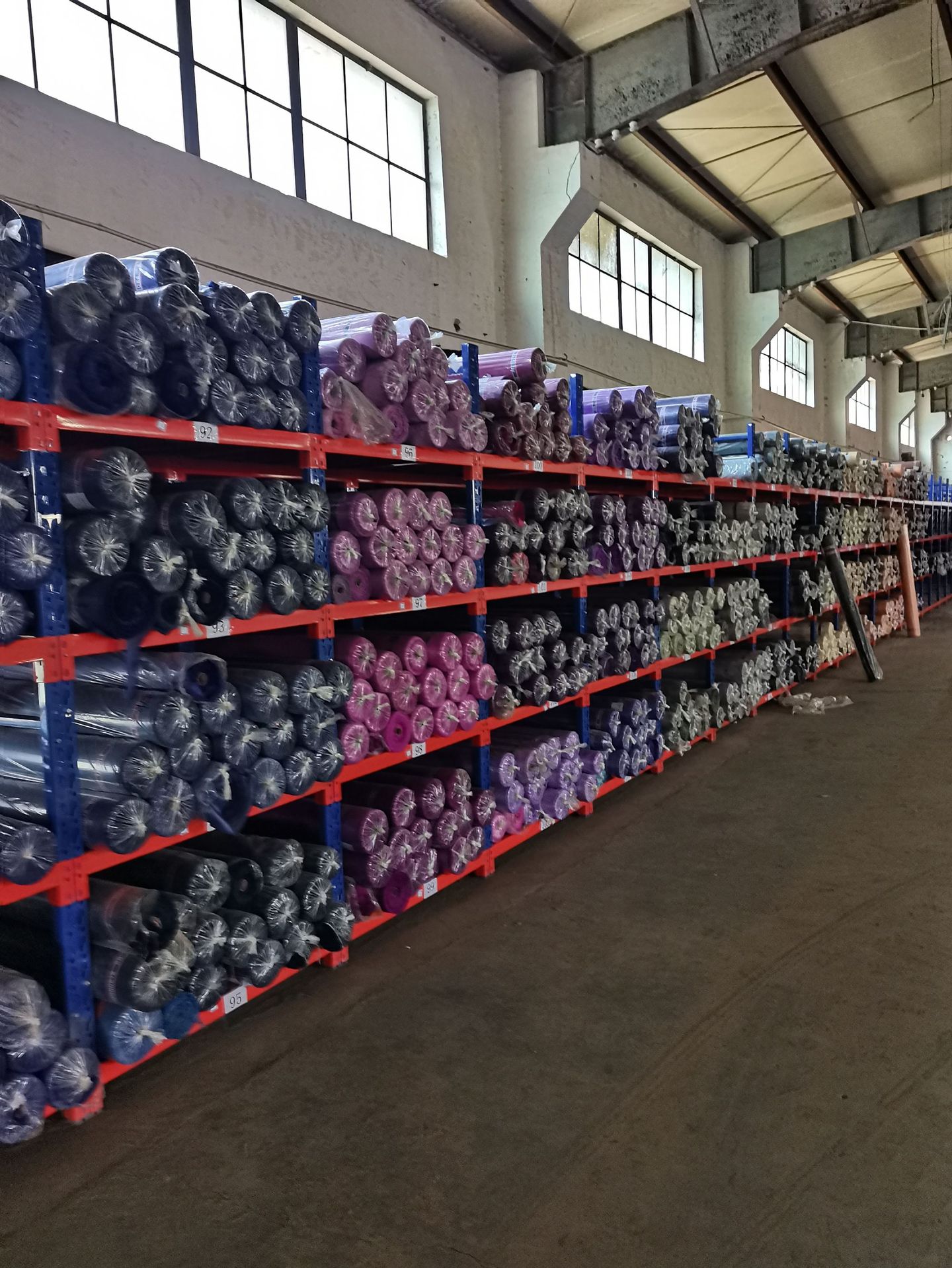 库存现货210d牛津布 细丝15*19平纹染色面料箱包手提箱包涤纶面料