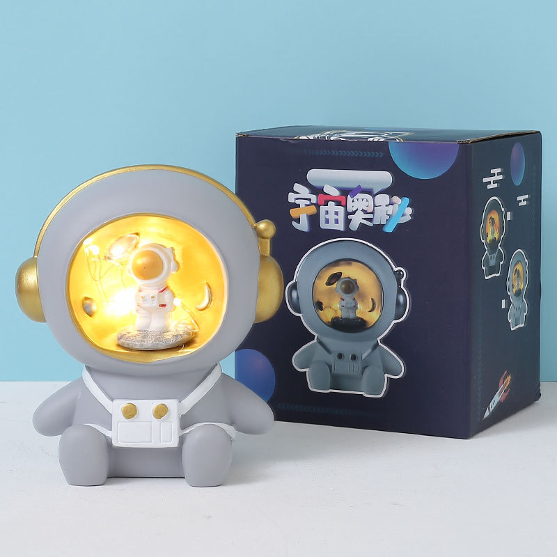 Kindergarten Graduation Gift Creative Astronaut Coin Bank Children's Birthday Gifts Cartoon Ornaments Savings Bank Wholesale