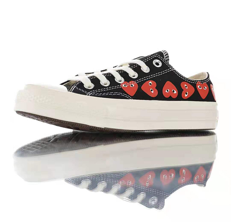 串心cdg 1970s川久保玲 play爱心多心串标联名米白帆布鞋150204c