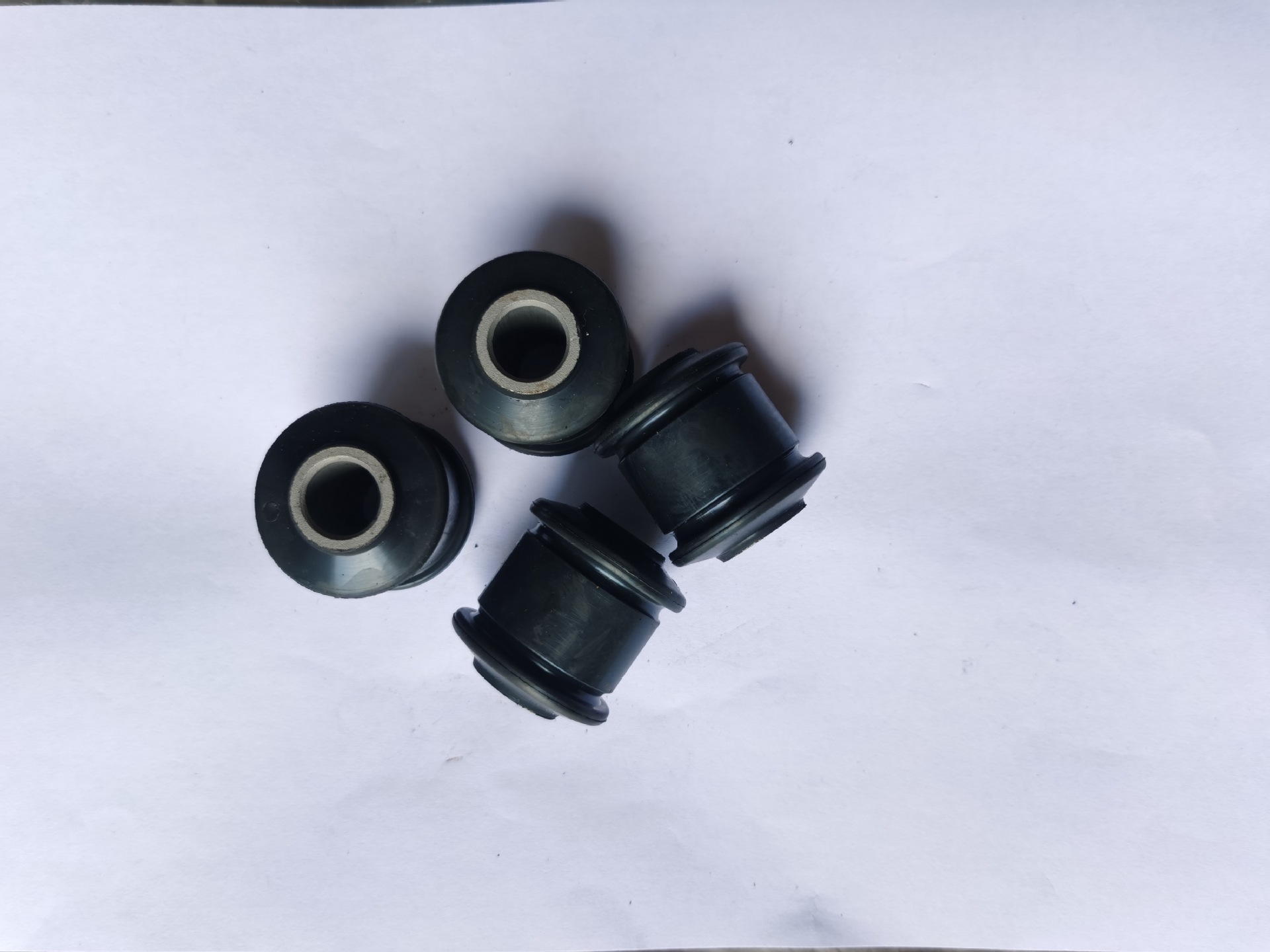 汽车配件减震缓冲橡胶衬套符合橡胶衬套总成胶套平叉套轴套