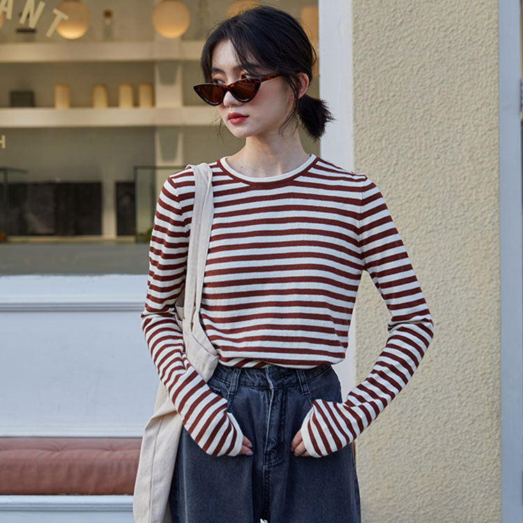2021秋冬韩版黑白条纹针织衫女长袖宽松显瘦圆领t恤学生打底衫