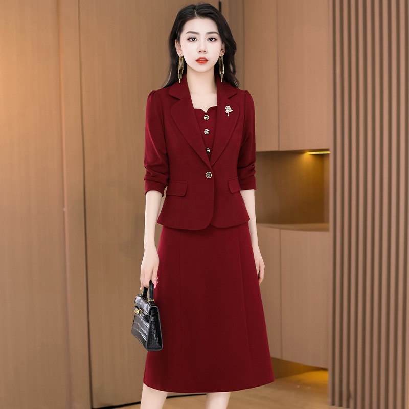 Happy Mother-in-Law Wedding Dress Usually Wearable Dress for Women 2023 New Spring and Autumn Mom Dress Wedding Dress Red Suit