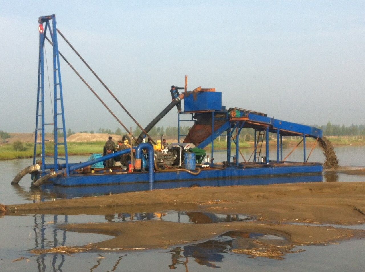 河道抽沙船 自抽自卸采沙船 小型射吸抽沙船 水库湖泊抽砂船