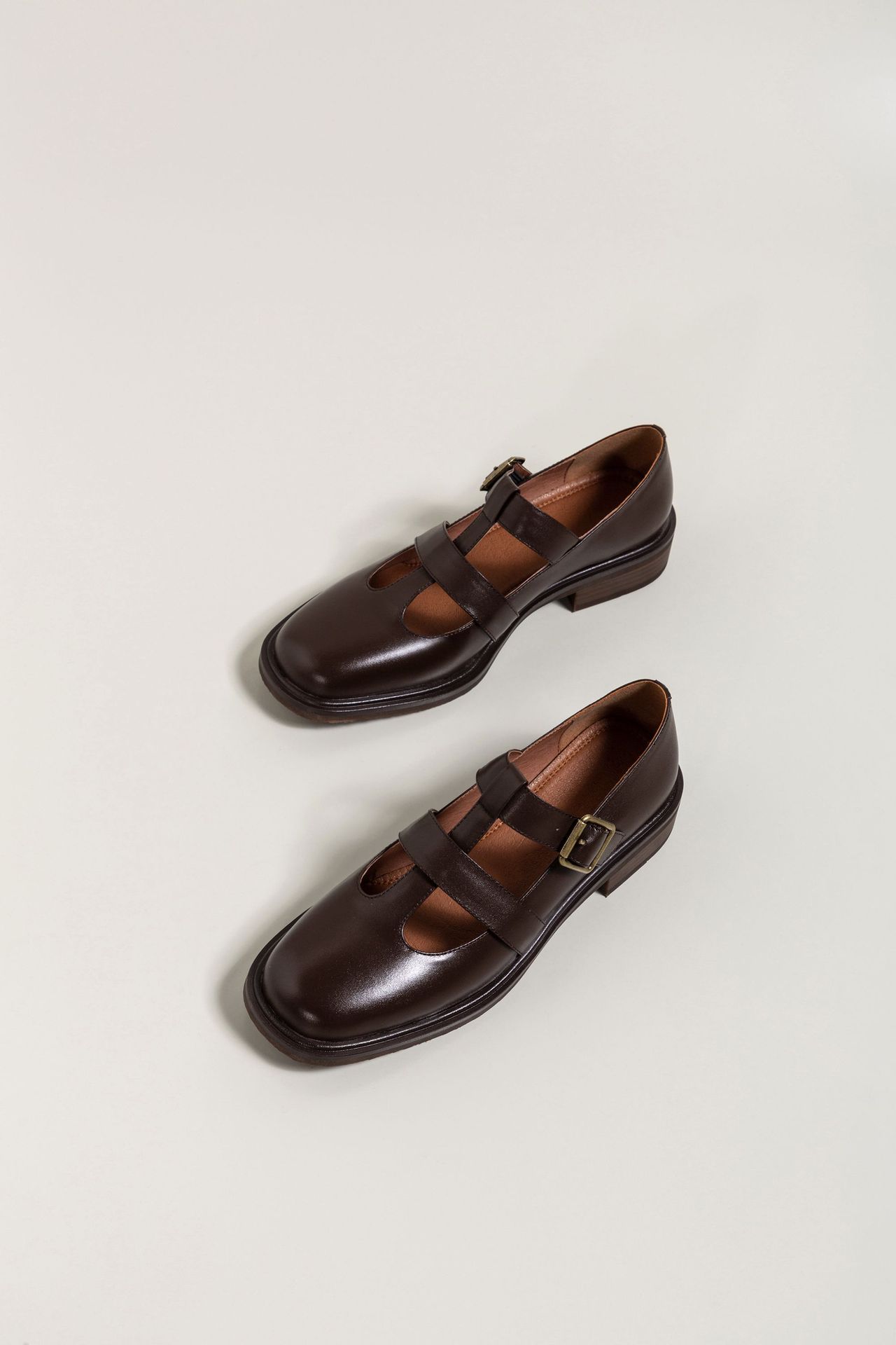 春新款舒适时尚圆头一字扣玛丽珍小皮鞋复古粗跟单鞋女日系英伦风