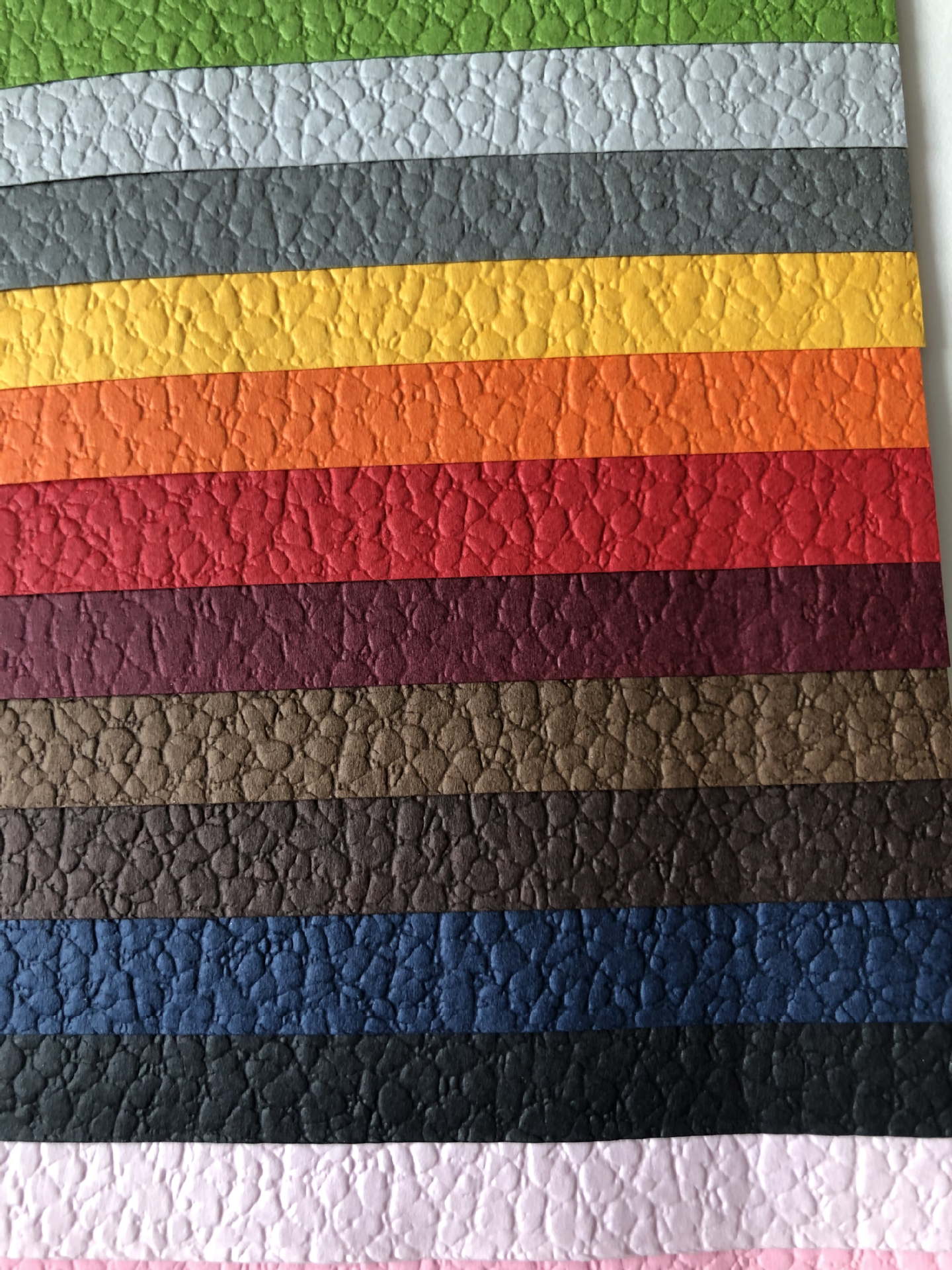 白色迪澳皮纹纸 特种纸 di奥纸,进口纸,品牌纸