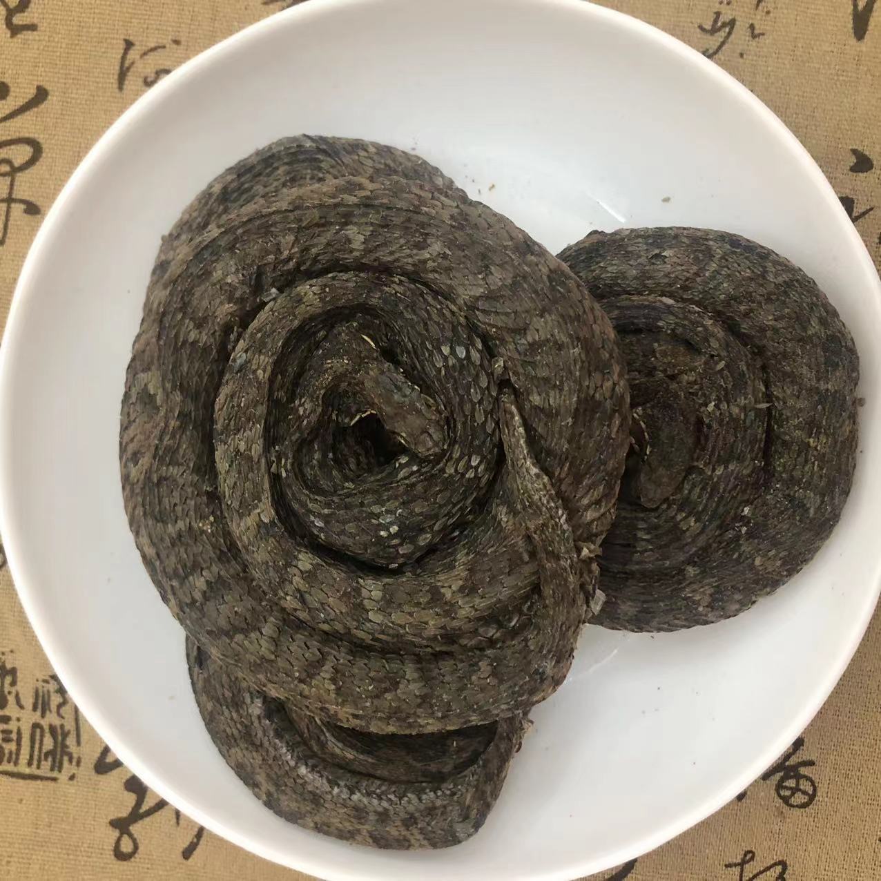 蝮蛇批发中药材非开膛蝮蛇干整条 乌梢蛇七寸土骨蛇实物拍摄 代