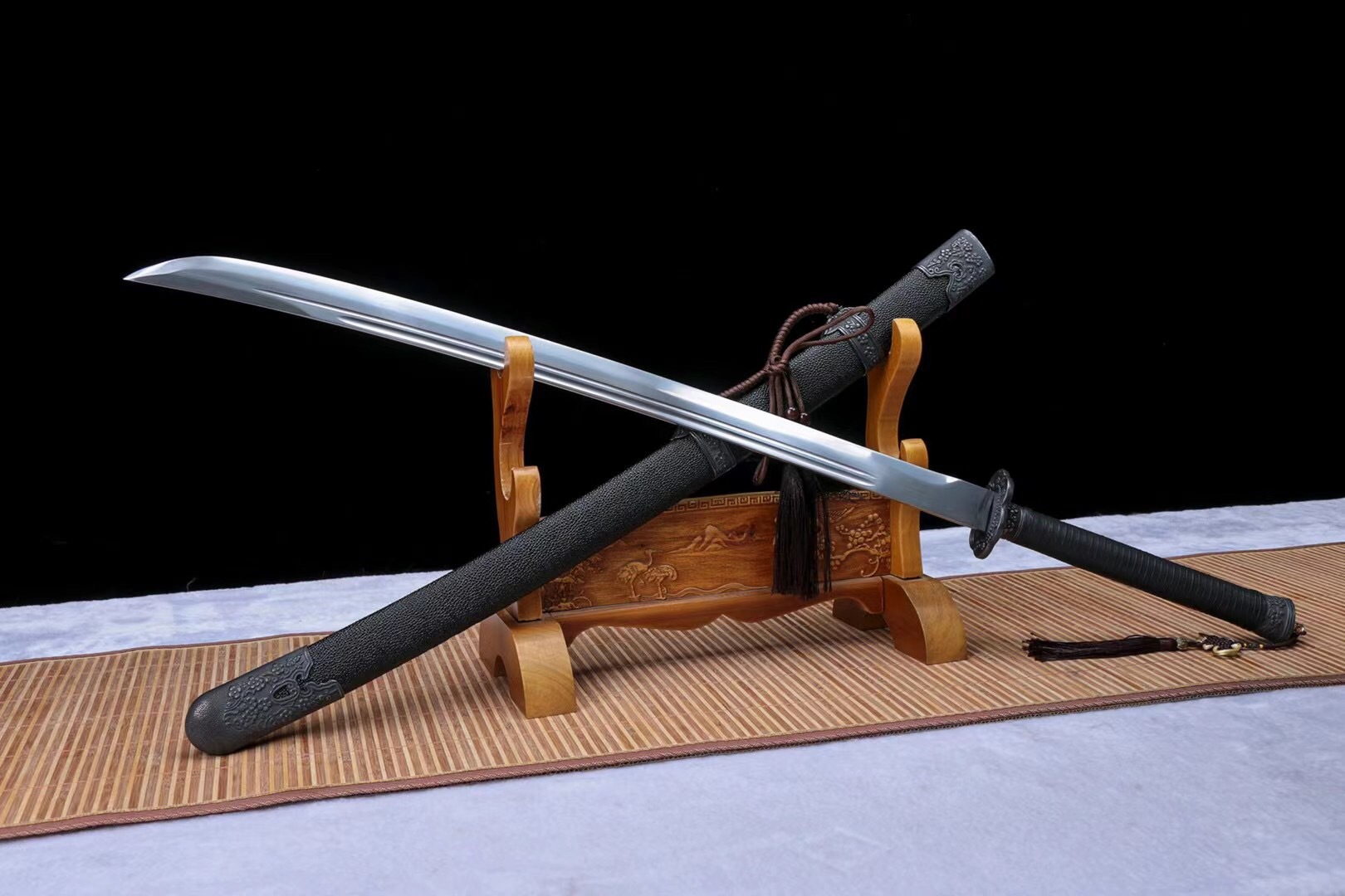 厂家批发龙泉市刀剑 包皮双槽锰钢纹钢 中式传统绣春刀一体长刀