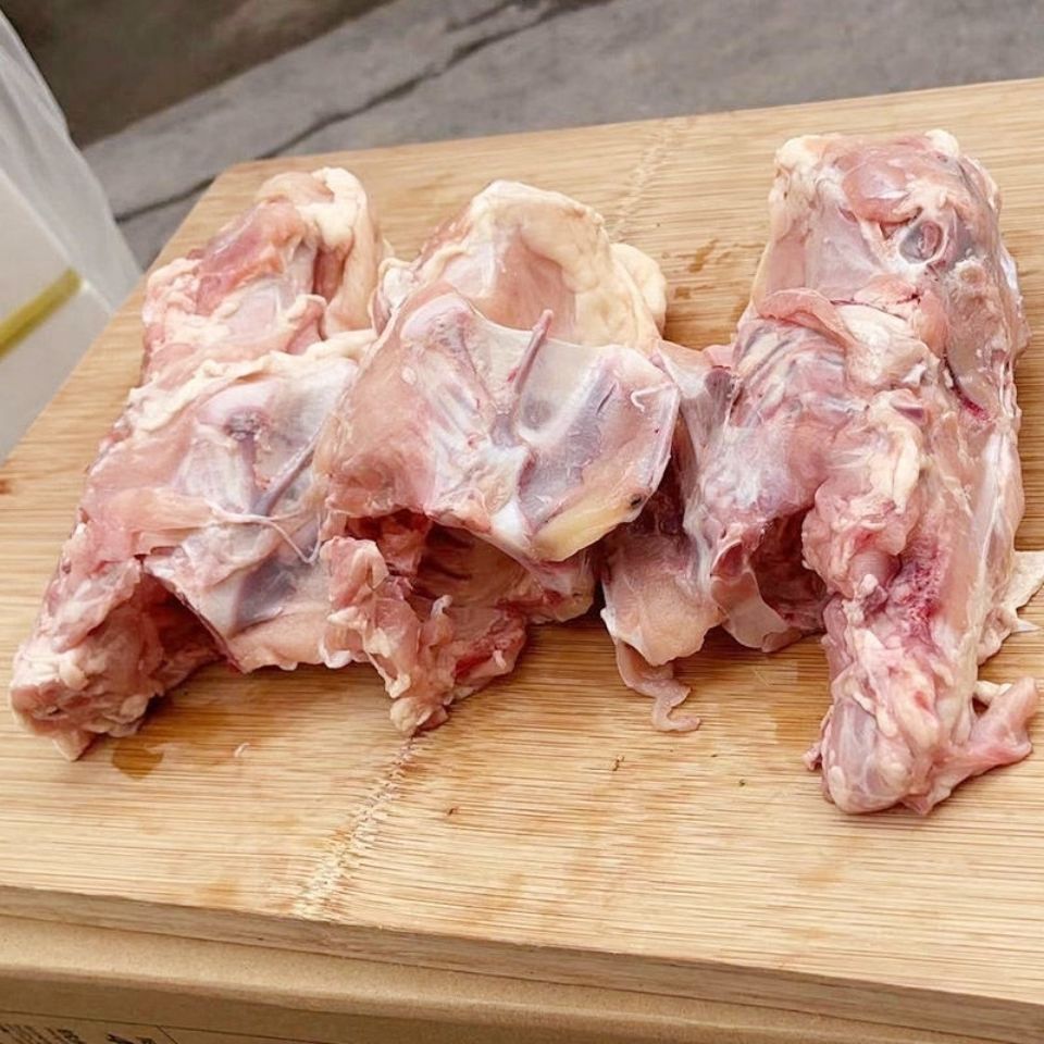 鸡架的冷冻批发新鲜生鸡骨架子带肉壳整箱坏了包赔一件批发厂家