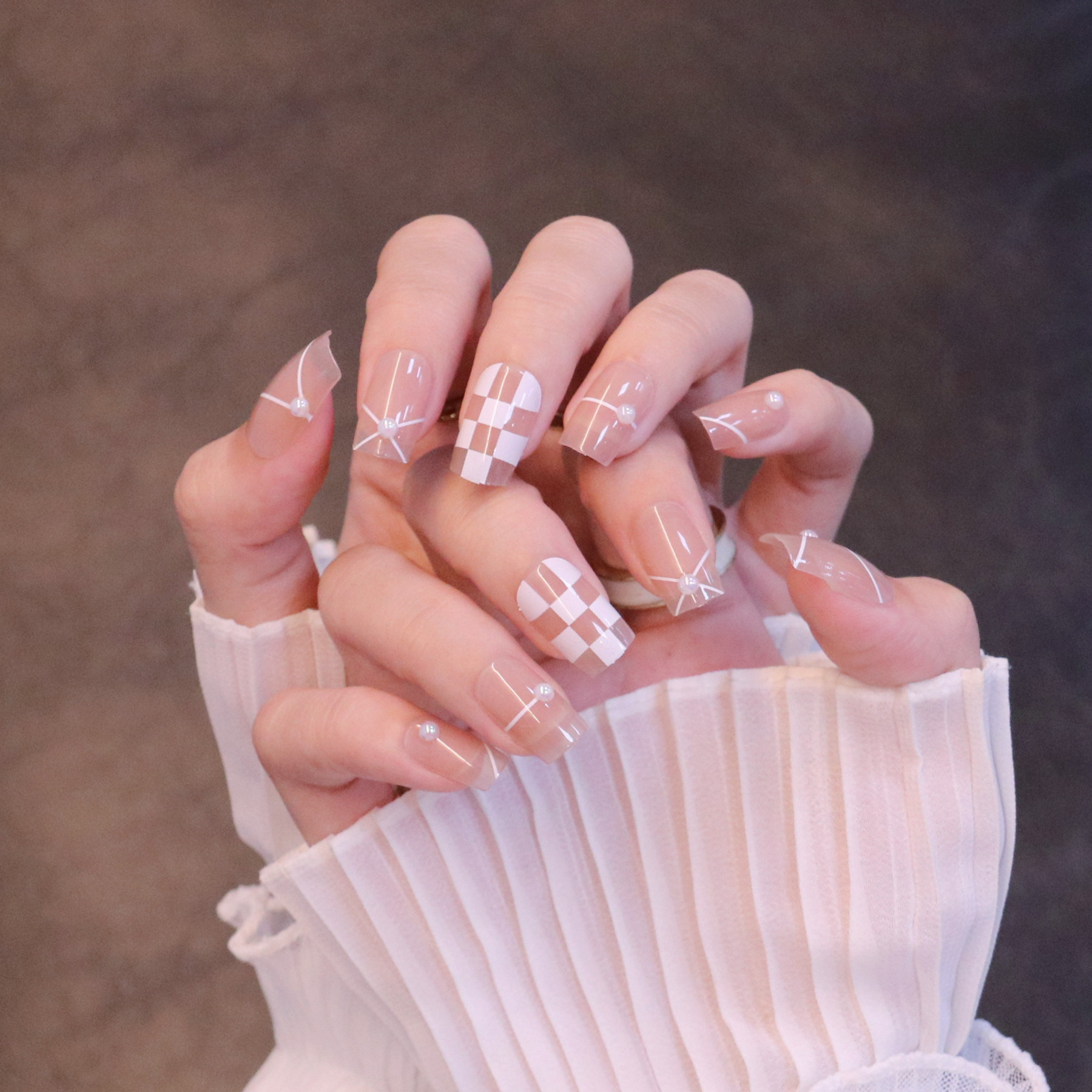 套美甲贴片穿戴甲美甲片成品渐变蝴蝶结指甲贴片假指甲网红指甲片￥6