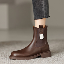 Luji棕色复古切尔西短靴女2022年秋季新款烟筒靴厚底圆头马丁靴子