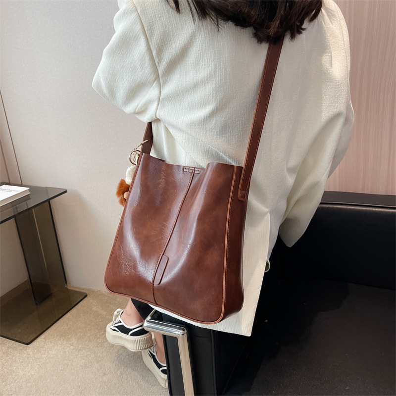 High Sense This Year Popular One Shoulder Bag Bags Female 2022 New Autumn and Winter Wild Commuter Large Capacity Crossbody Tote Bag