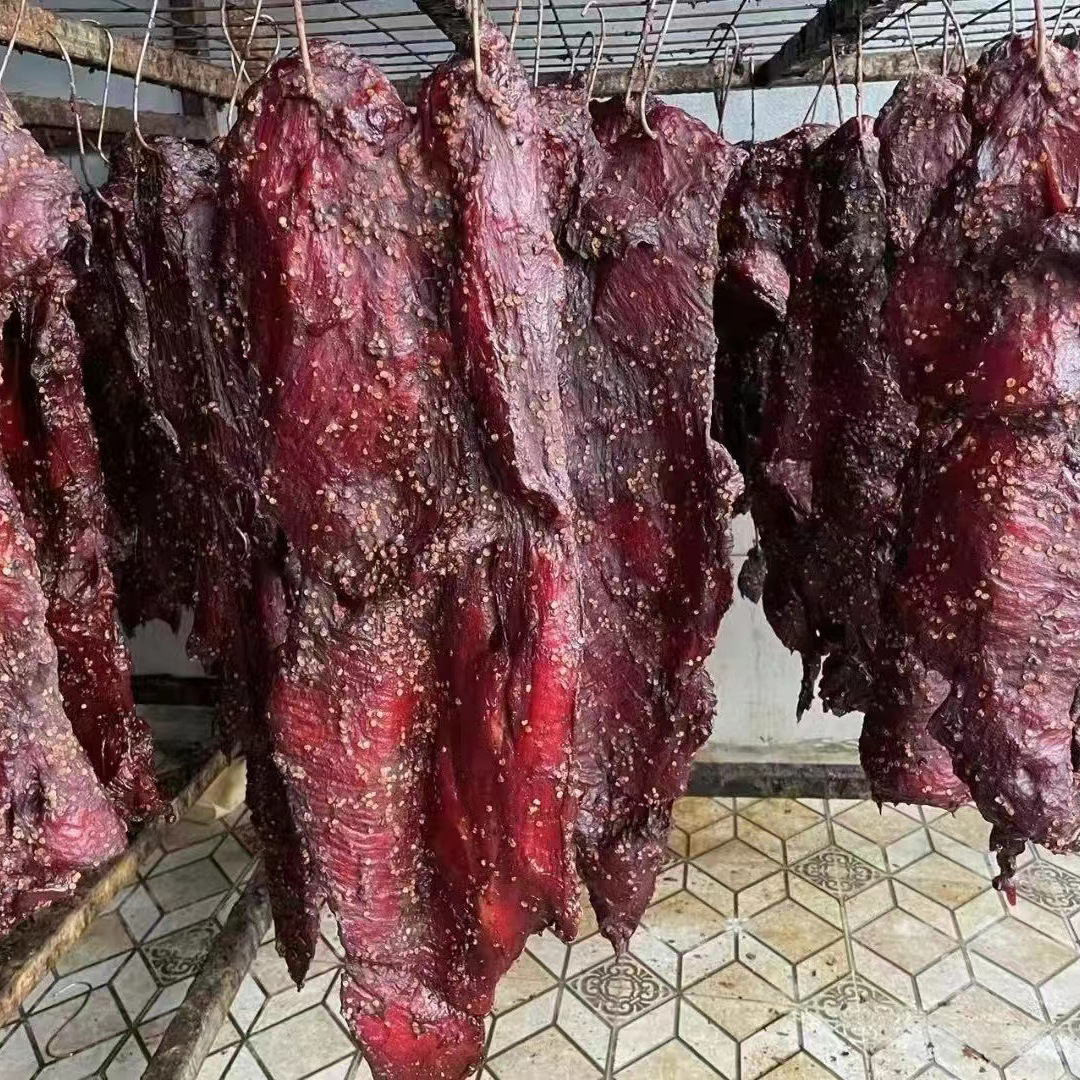 麻辣大块肉一手货源 五香大块肉 腌腊制品跑江湖展销会批发质量好