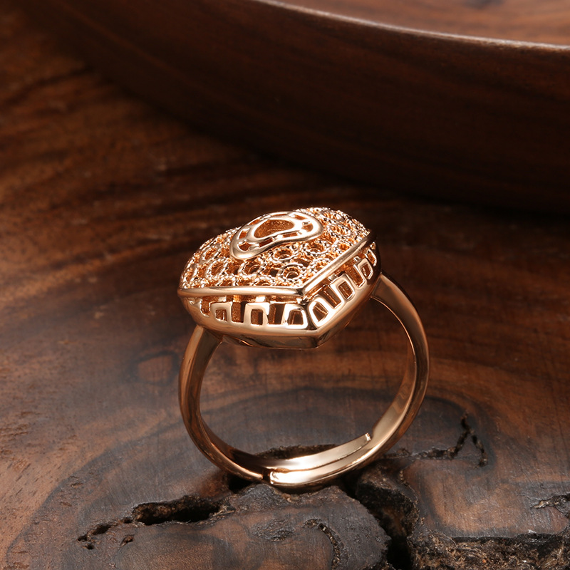 ins流行585玫瑰金戒指个性设计镂空雕刻爱心开口戒指跨境货源批发