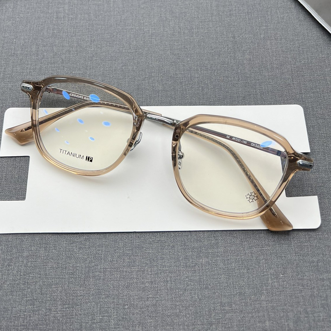 2024高品质克罗星ch5606 板材纯钛复古黑框眼镜架 时尚男女中性