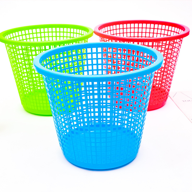 Plastic Hollow Trash Can