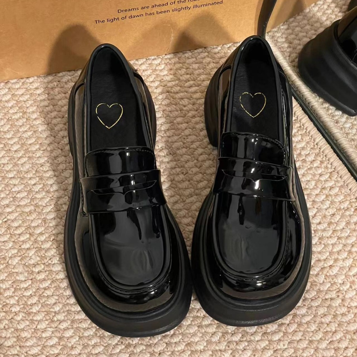 黑色厚底乐福鞋女2024新款复古英伦风增高jk小皮鞋一脚蹬松糕单鞋