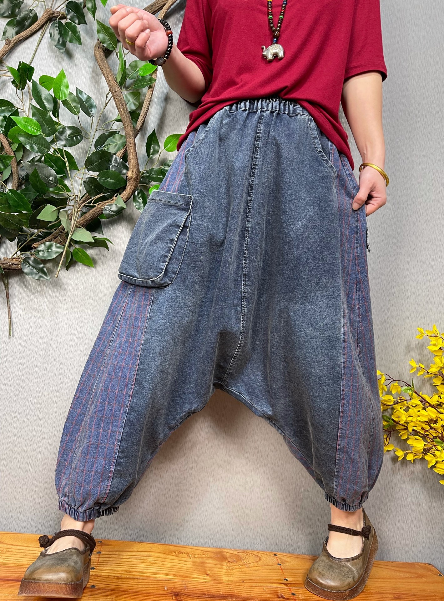 女士垮裤悬娟柚风复古风牛仔垮裤女2022春季新款个性刺绣磨白胖mm大裆