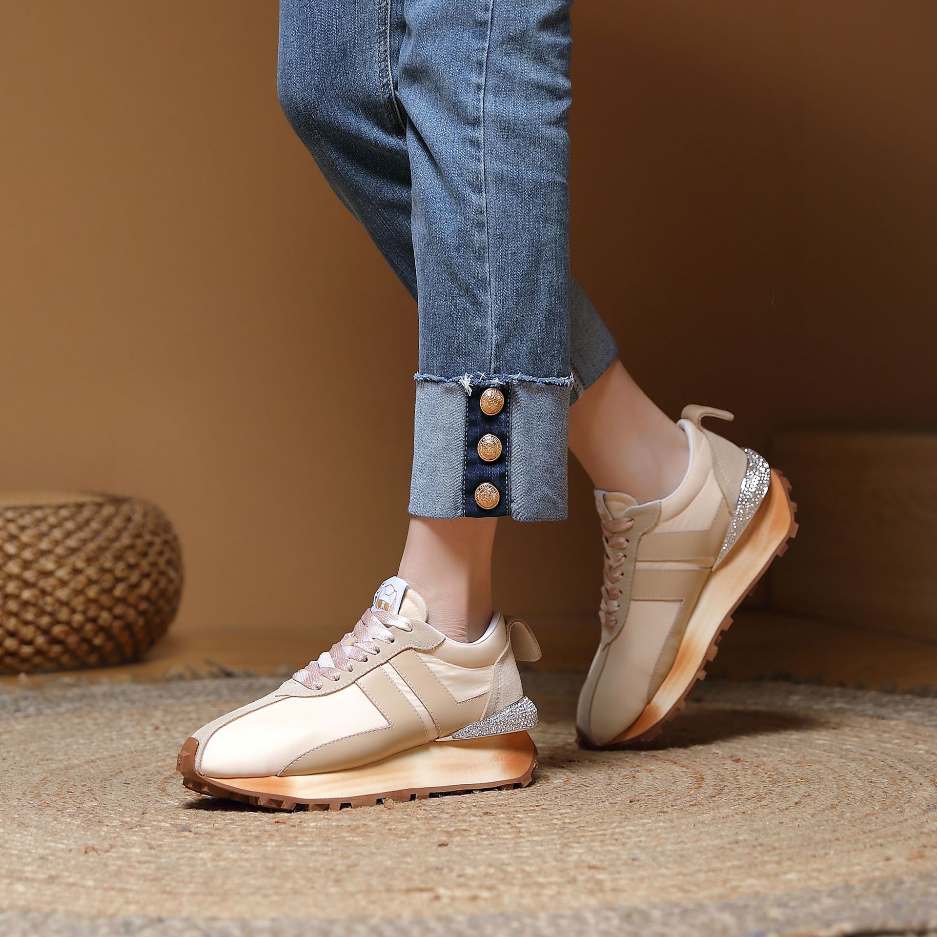 厚底休闲鞋拼色圆头系带运动鞋女同款百搭阿甘复古跑步休闲运动鞋