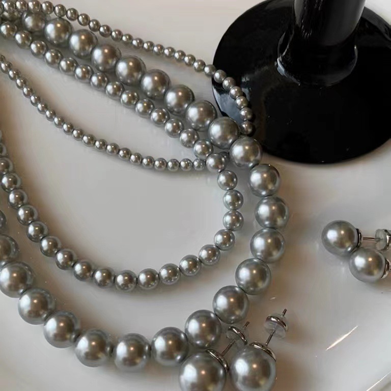 施家银灰色正圆珍珠毛衣链2024年新款潮项链女小众设计款锁骨颈链