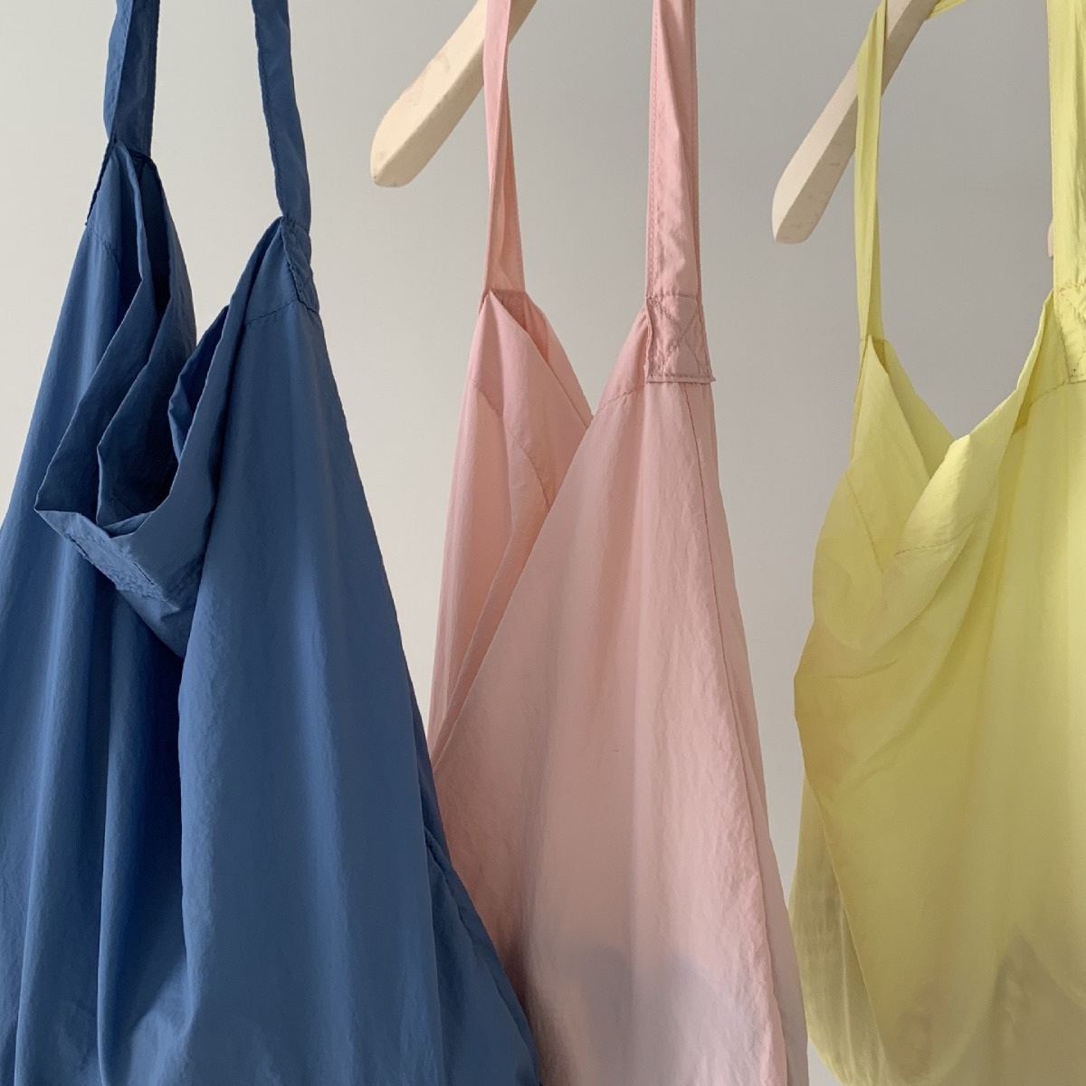 518298包包女包韩国ins包包夏季薄款帆布包彩色手拎水桶购物袋