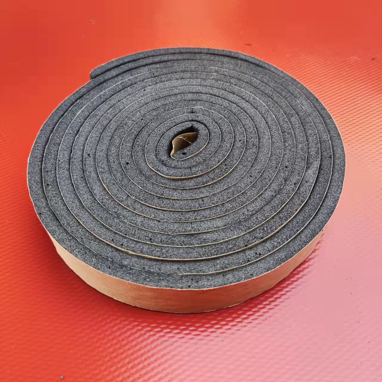 橡塑海绵胶条保温橡塑胶条自粘密封条风管密封保温中央空调四川