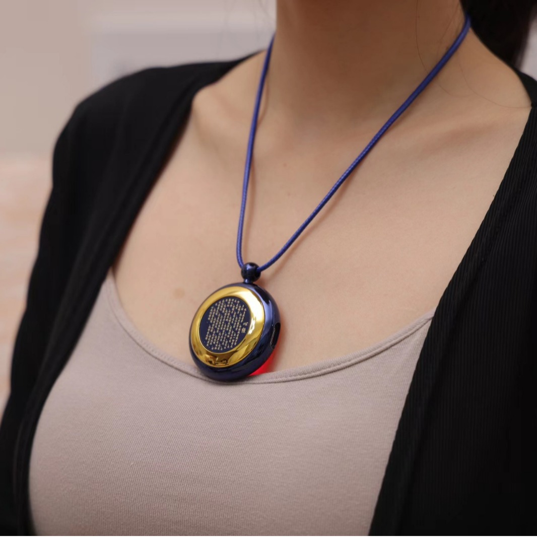 久功光灸护心仪护心宝护心吊坠蓝宝石护心仪吊坠激光手表手环