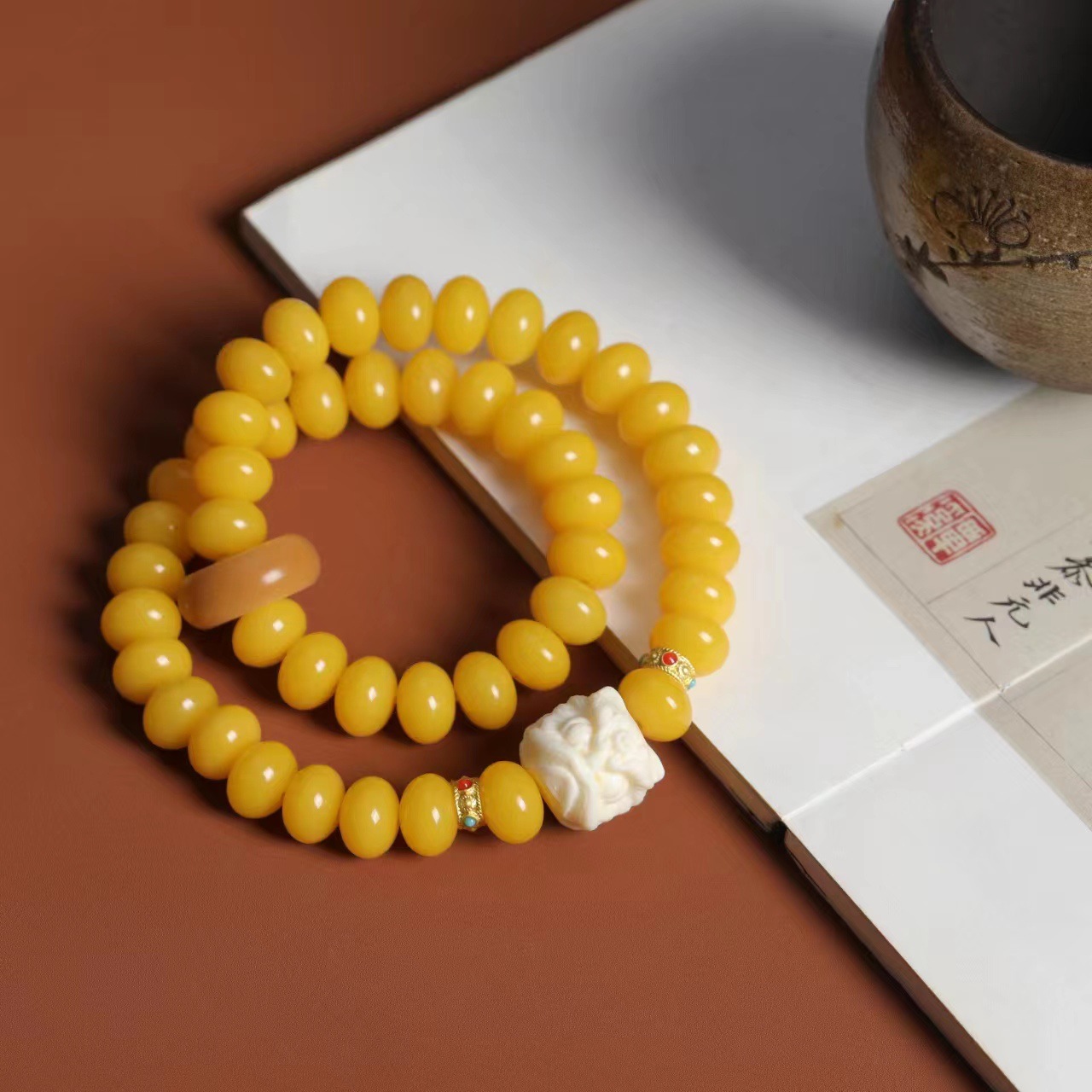 黄菩提双圈鸡蛋黄菩提双圈搭配醒狮跑环手串双圈菩提根文玩手串
