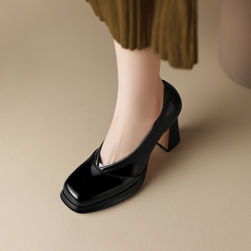 2024新款模特走秀黑色高跟鞋小个子增高浅口真皮单鞋防水台粗跟鞋